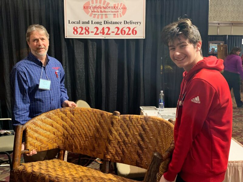 Red Shoe Movers